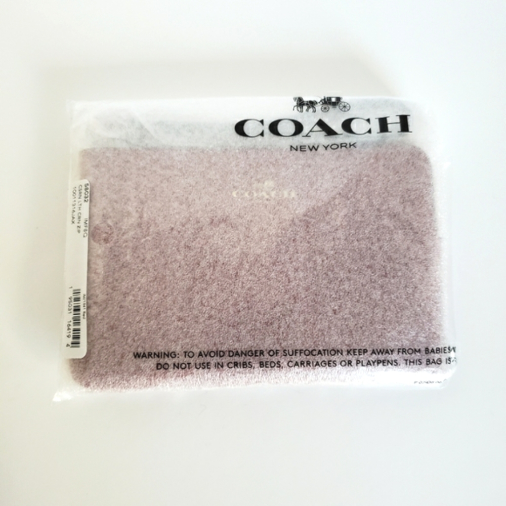 SOLD COACH | Corner Zip Wristlet - Picture 10 of 11